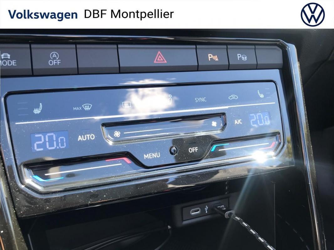 Volkswagen T-Roc - CAB FL 1.5 TSI 150 DSG7 R LINE