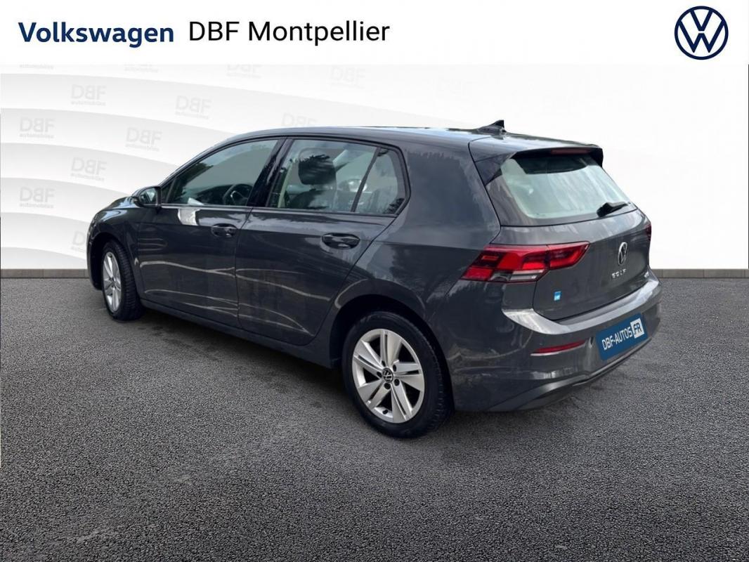 Volkswagen Golf - 1.0 eTSI OPF 110 DSG7 Life Business