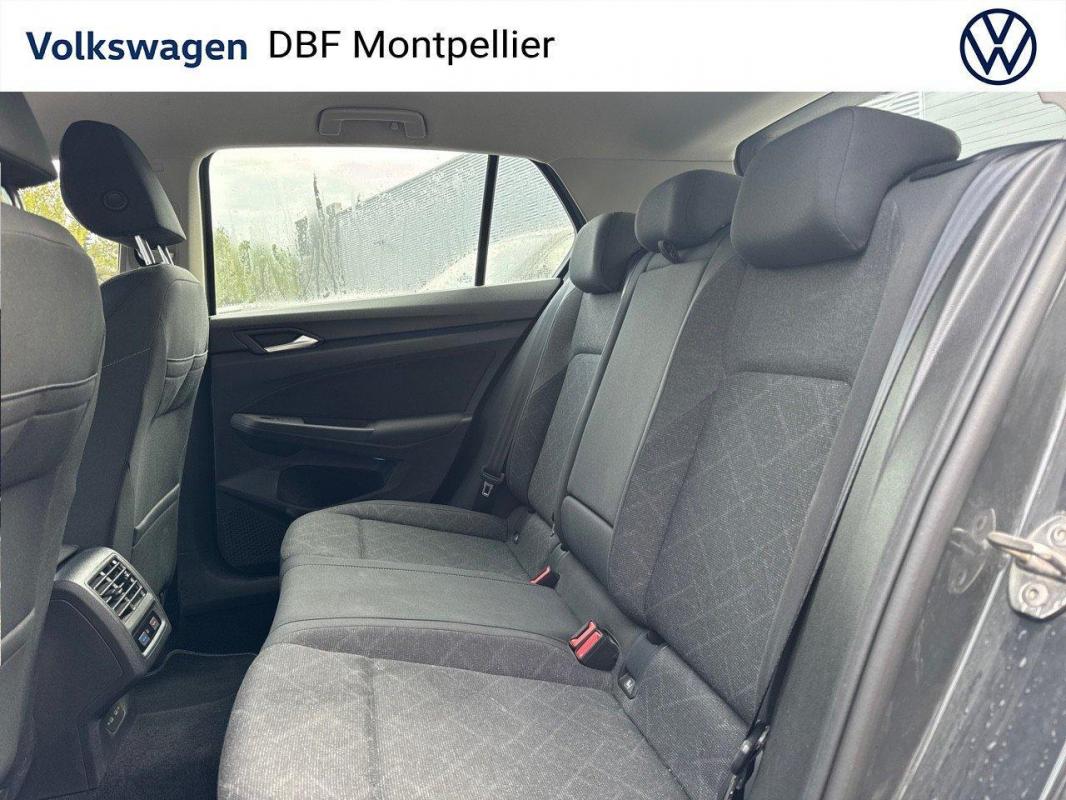 Volkswagen Golf - 1.0 eTSI OPF 110 DSG7 Life Business