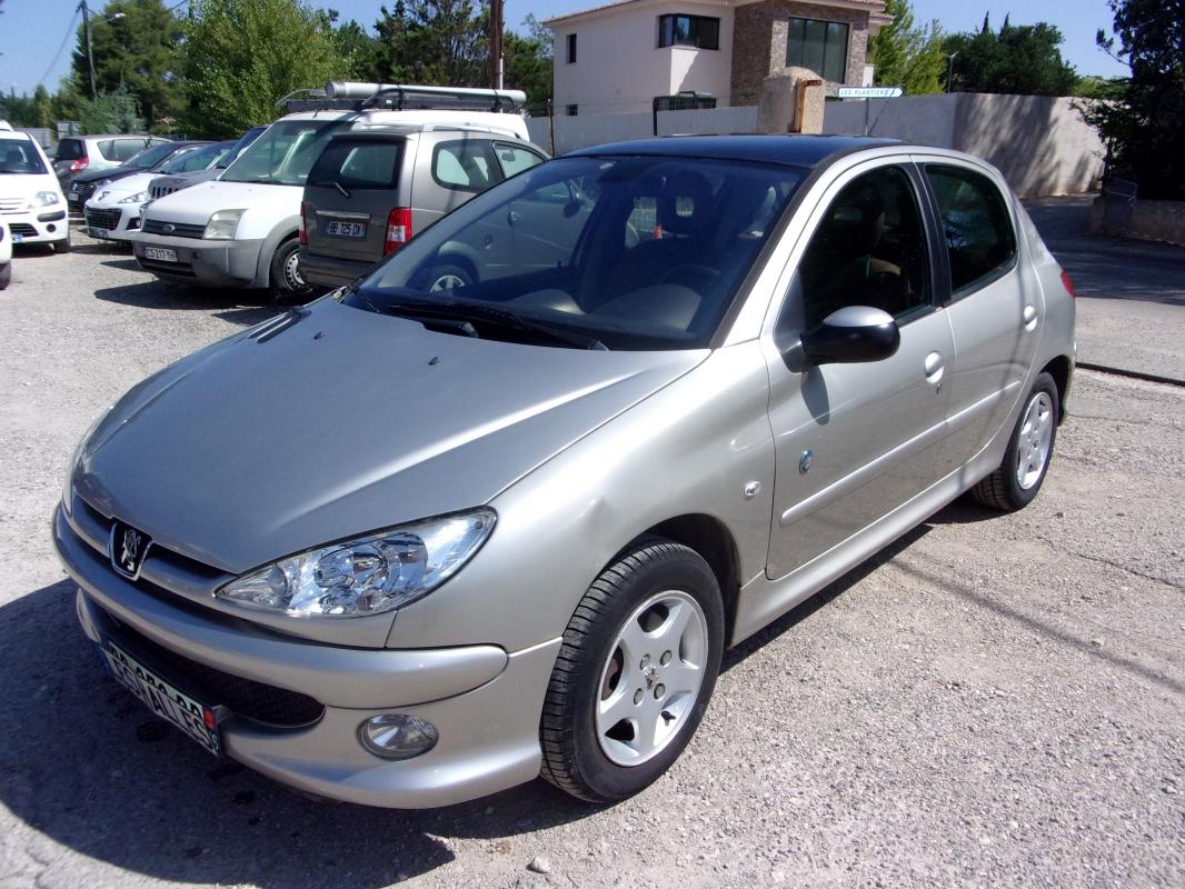 Peugeot 206 - 1,4 16V Roland Garros