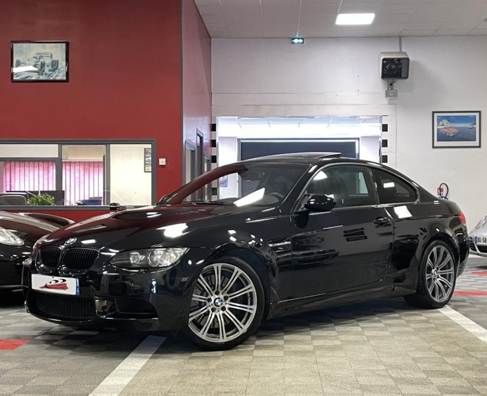 BMW M3 - Coupé 4.0 V8 420ch Drivelogic (E92)